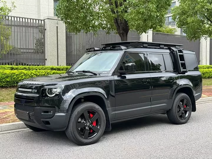 Land Rover guard