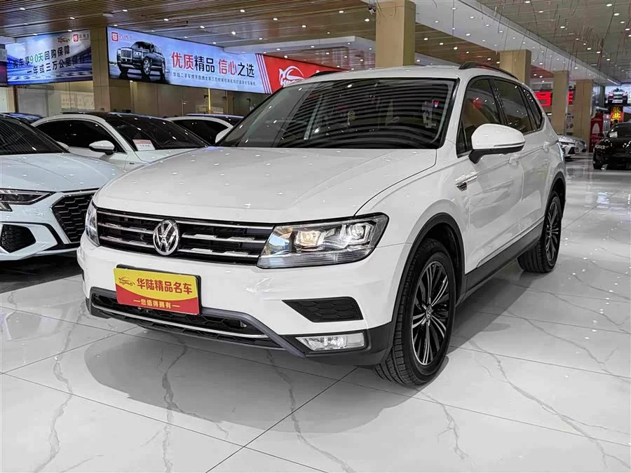Volkswagen Tiguan L
