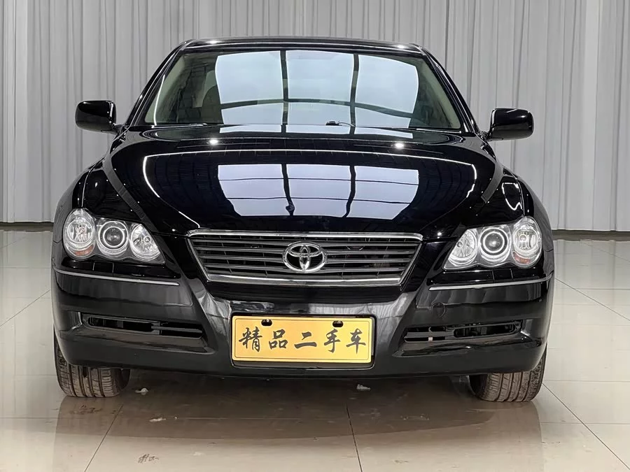 Toyota Reiz