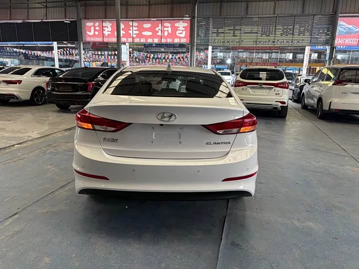 Hyundai lead