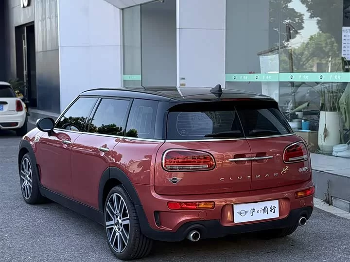 MINI CLUBMAN
