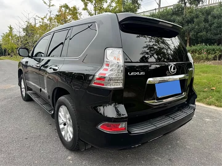 Lexus GX