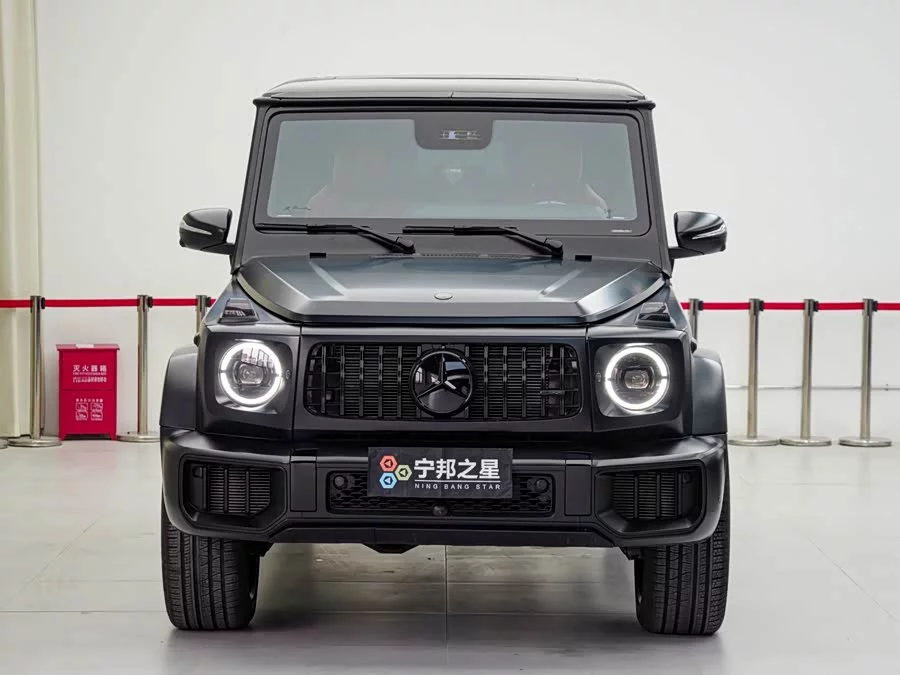Mercedes Benz G-rated