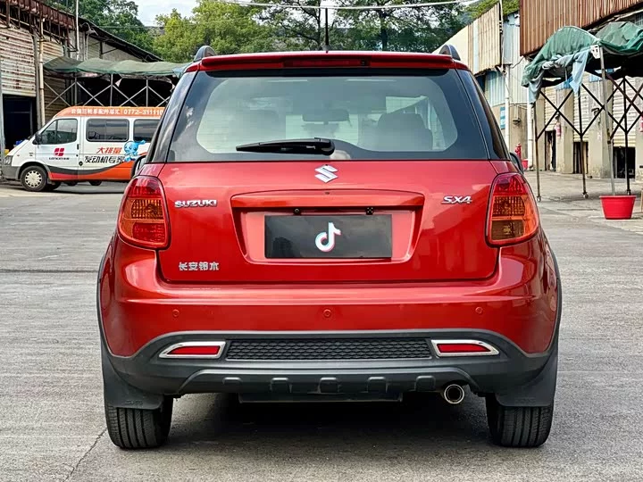 Suzuki SX4
