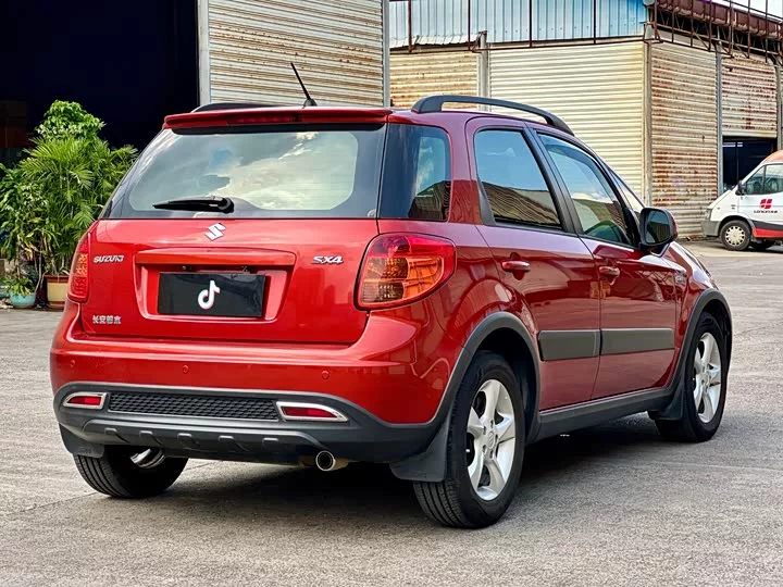 Suzuki SX4