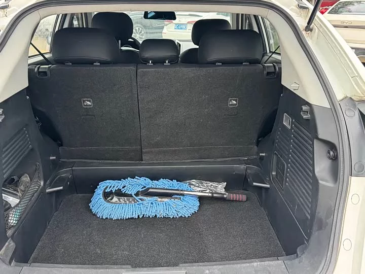 Nazhijie You6 SUV