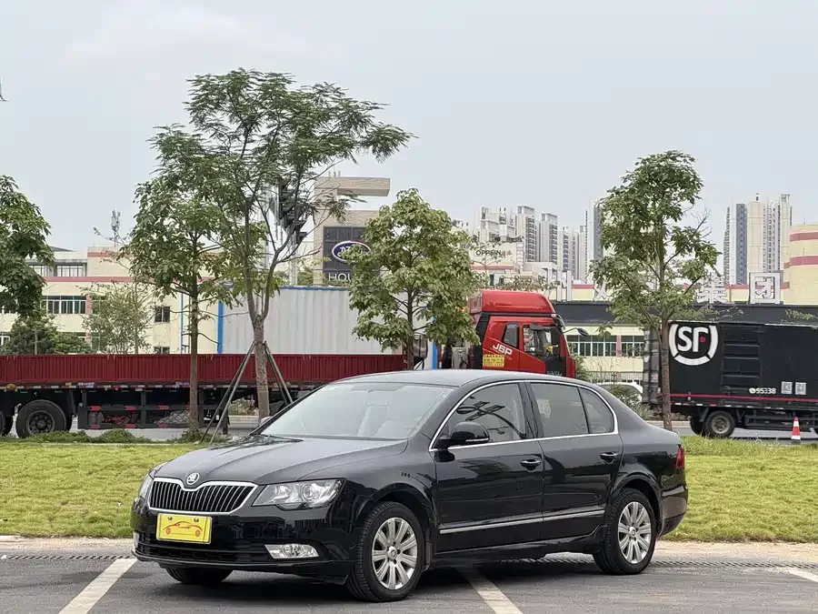 Skoda SuperB
