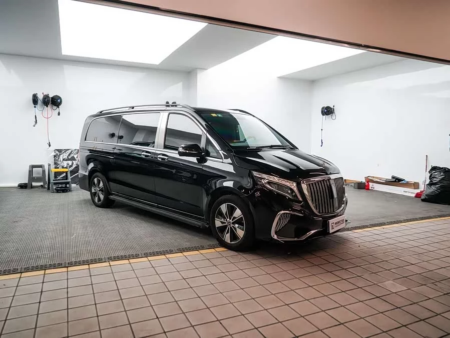 Mercedes Benz Class V