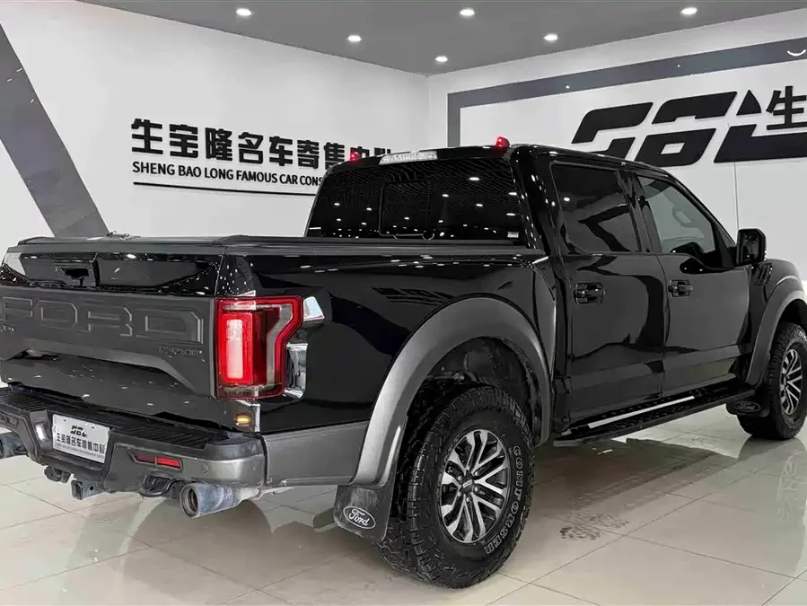 Ford F-150 Raptor