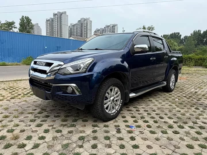 Isuzu D-MAX