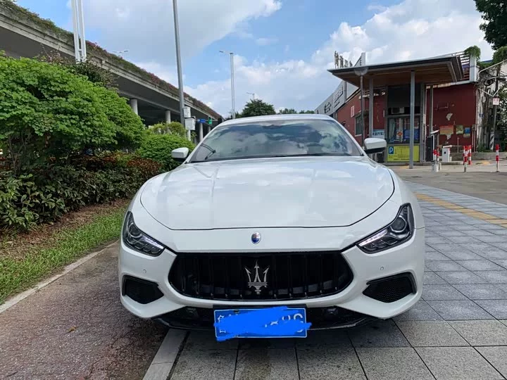 Maserati Ghibli