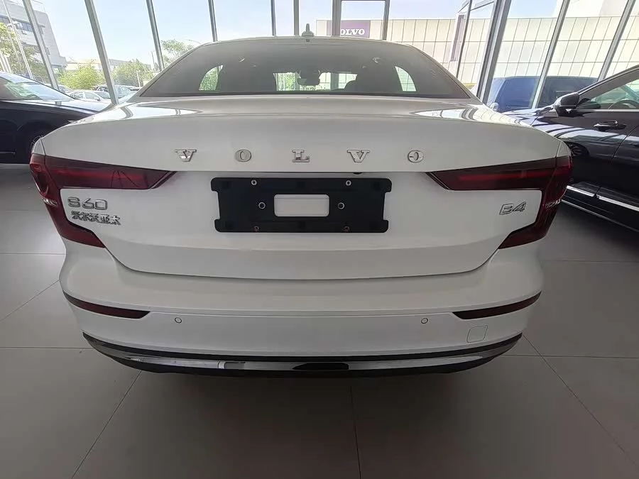 Volvo S60