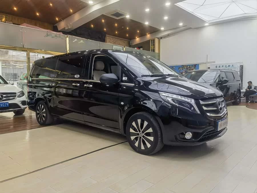 Mercedes Benz Vito