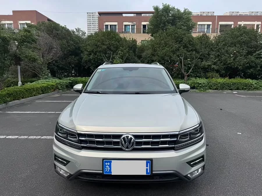 Volkswagen Tiguan L