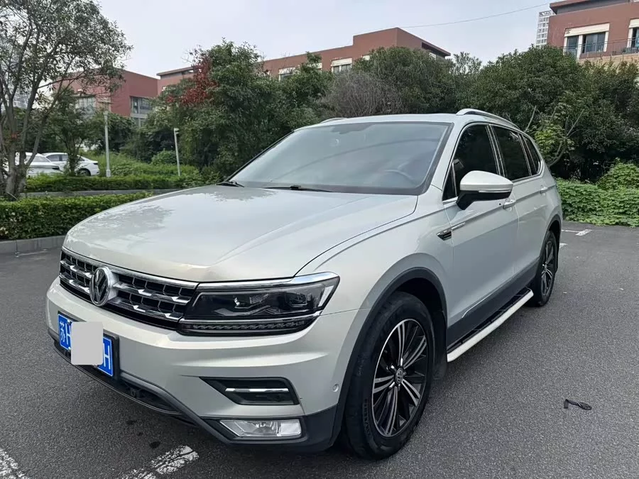 Volkswagen Tiguan L