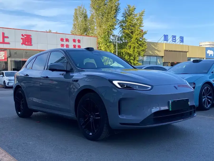 AITO Wenjie M5
