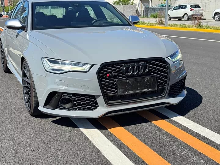 Audi RS 6