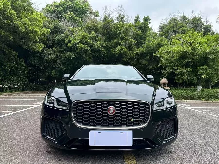 Jaguar XFL