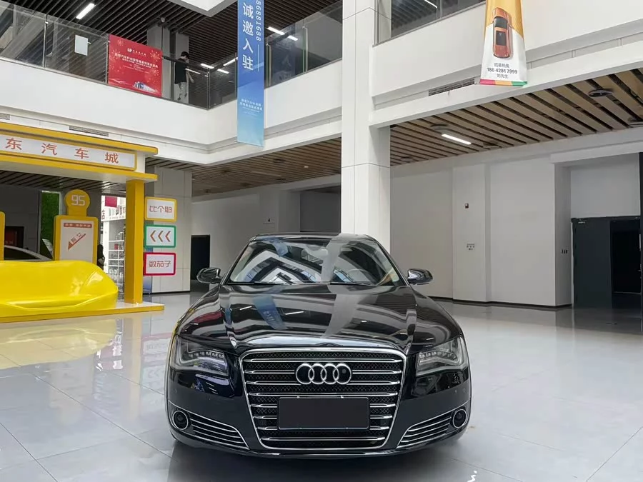 Audi A8
