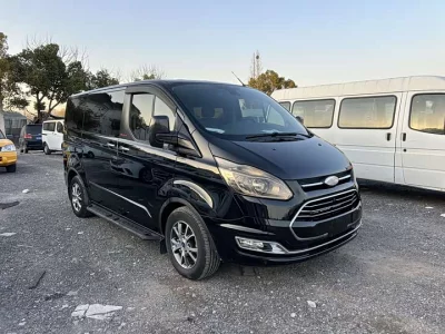 Ford Toureo