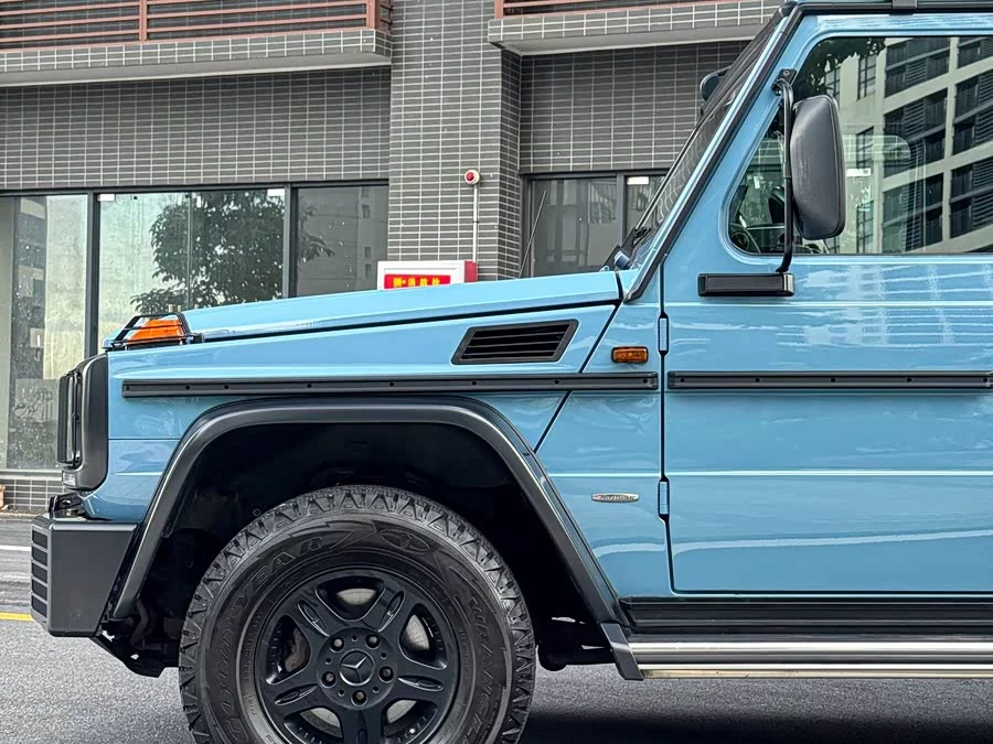 Mercedes Benz G-rated