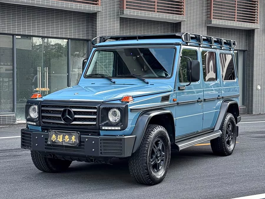 Mercedes Benz G-rated