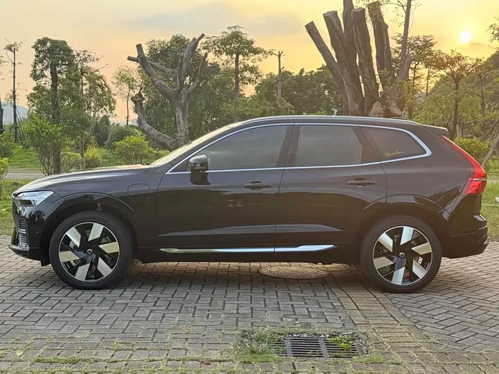 Volvo XC60 Plug-in Hybrid