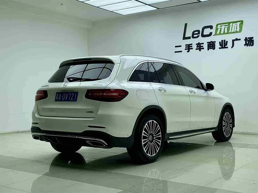 Mercedes Benz GLC