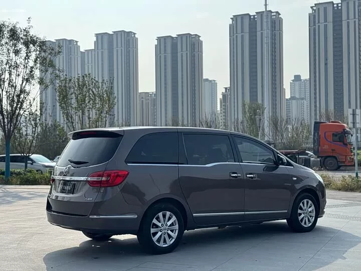 Buick GL8