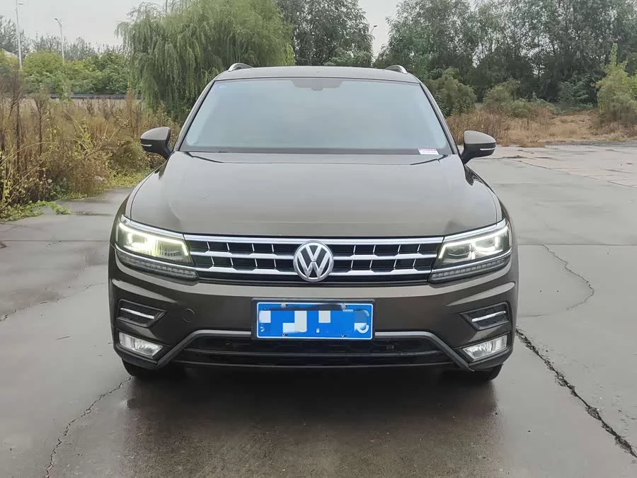 Volkswagen Tiguan L
