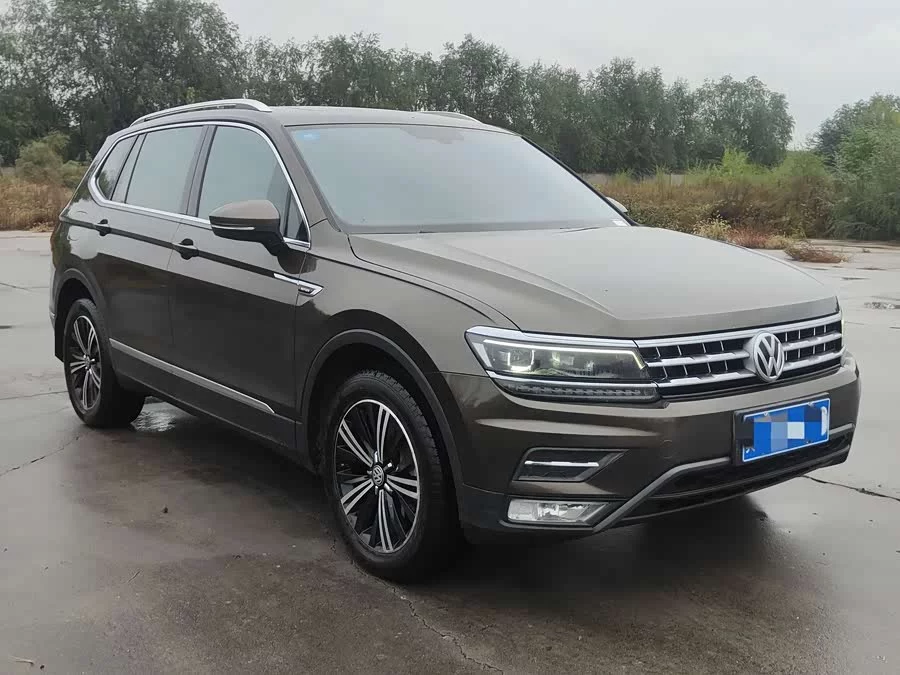 Volkswagen Tiguan L