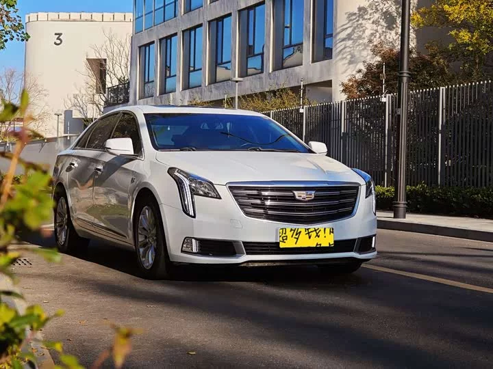 Cadillac XTS