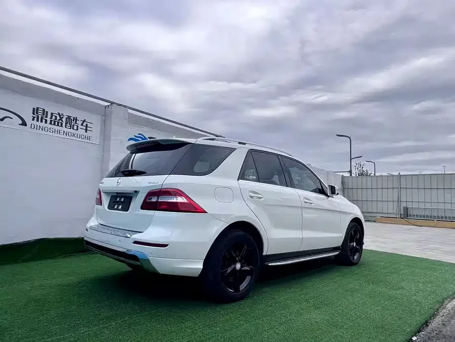 Mercedes Benz M-Class
