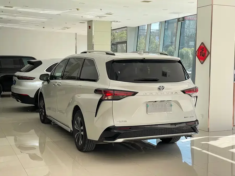 Toyota Granvia