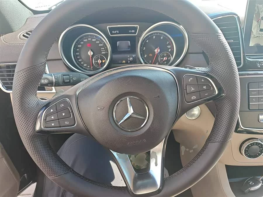 Mercedes Benz GLE (Imported)