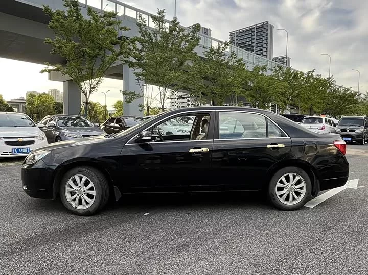 BYD G6