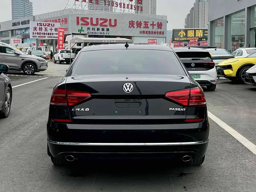 Volkswagen Passat