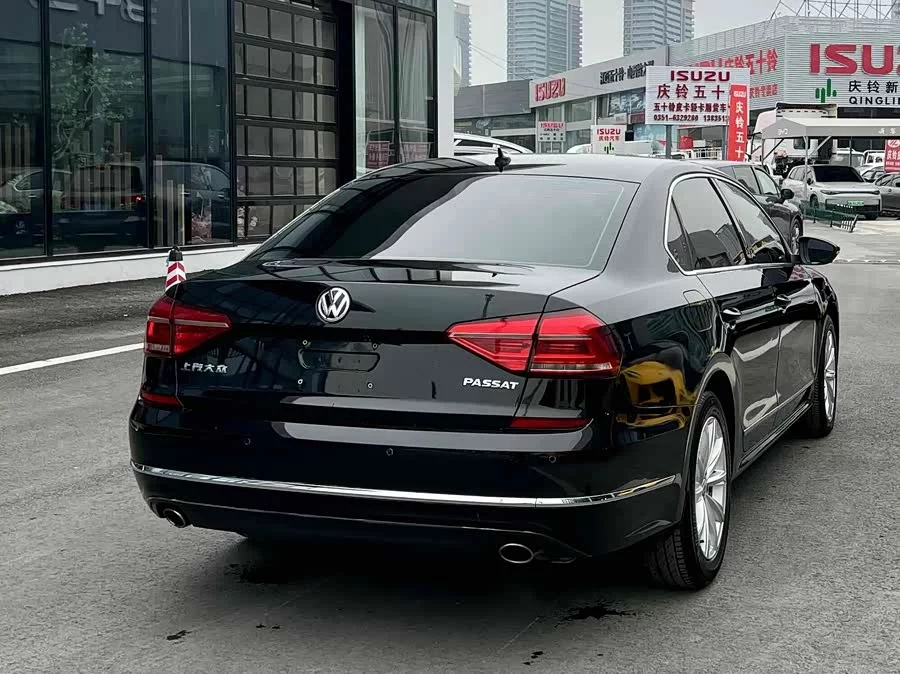 Volkswagen Passat