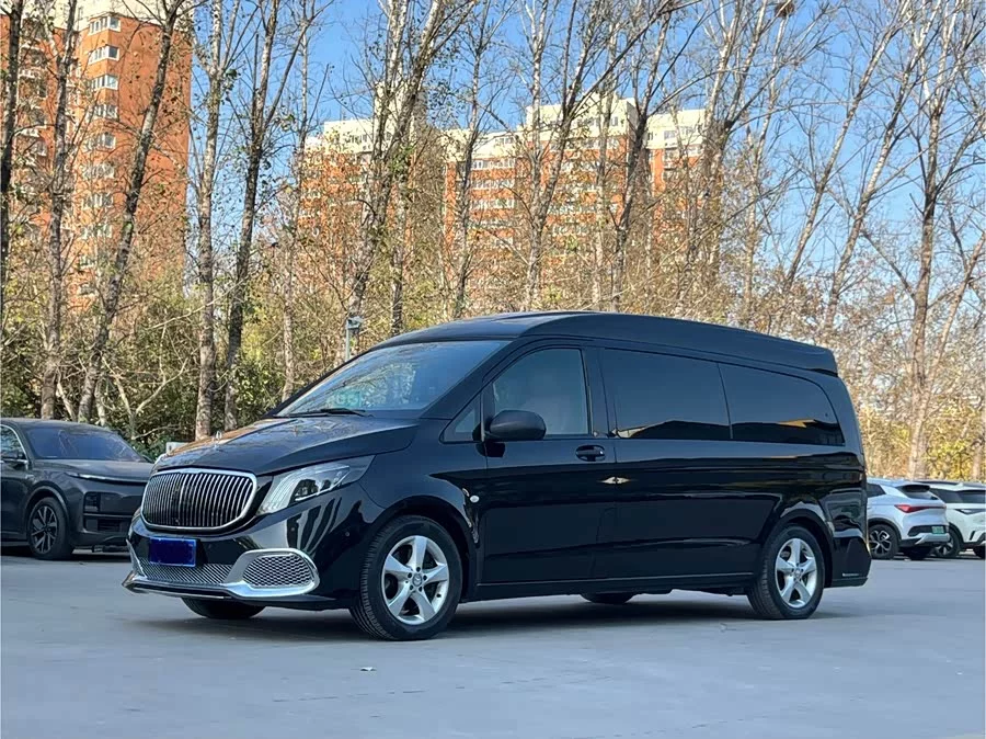 Mercedes Benz Vito