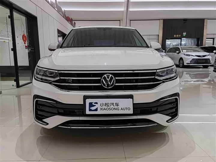 Volkswagen Tiguan L