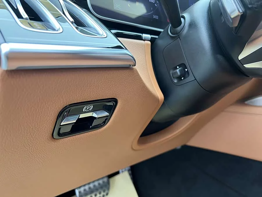 Mercedes Benz S class