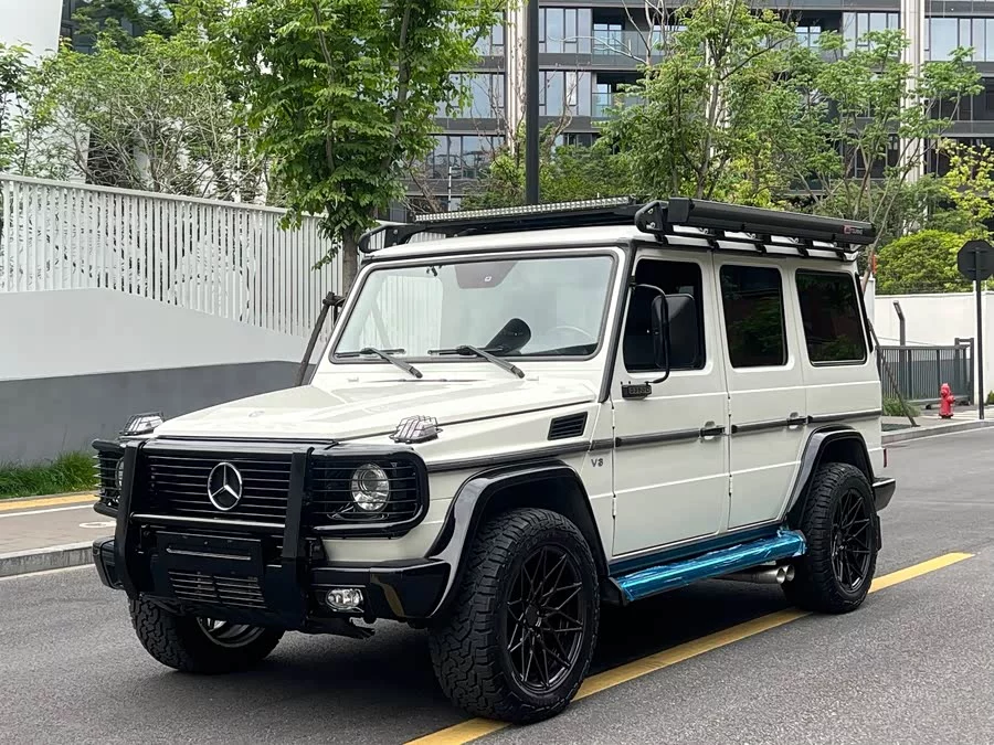 Mercedes Benz G-rated