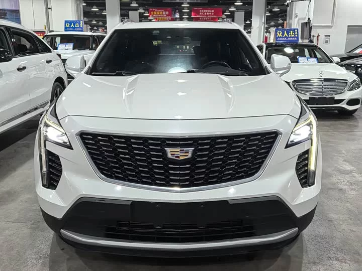 Cadillac XT4
