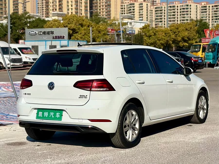 Volkswagen golf