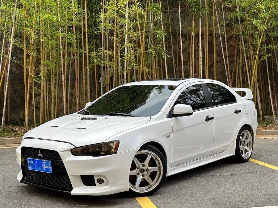 Mitsubishi Wing God