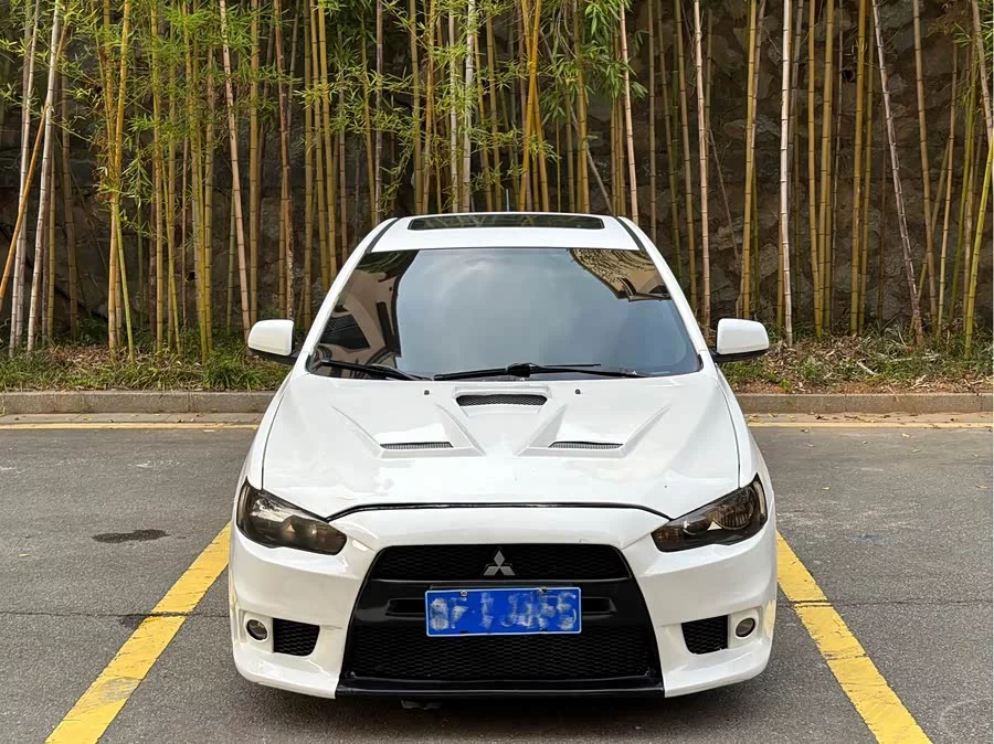 Mitsubishi Wing God