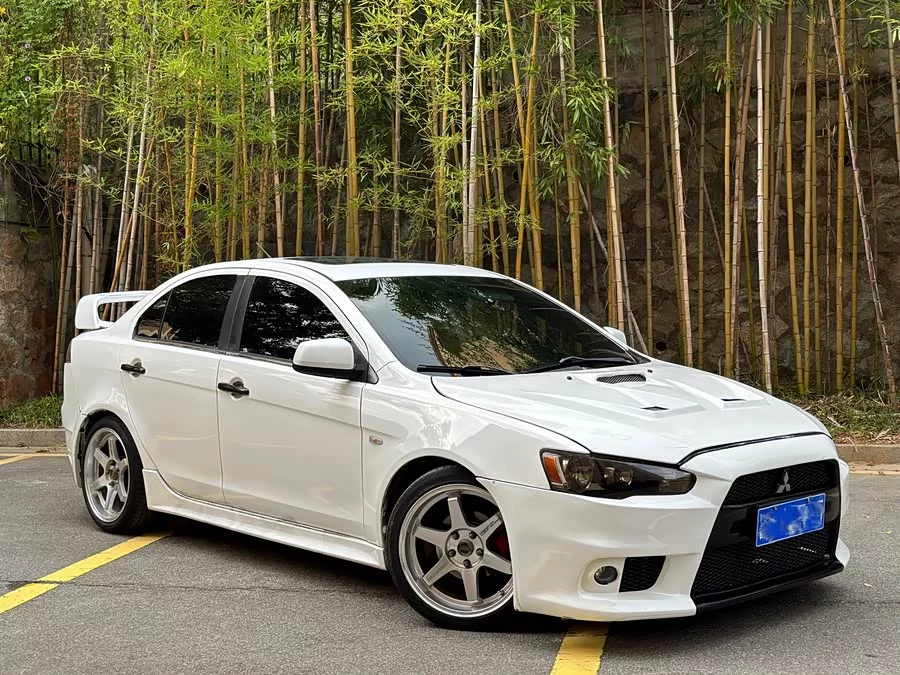 Mitsubishi Wing God
