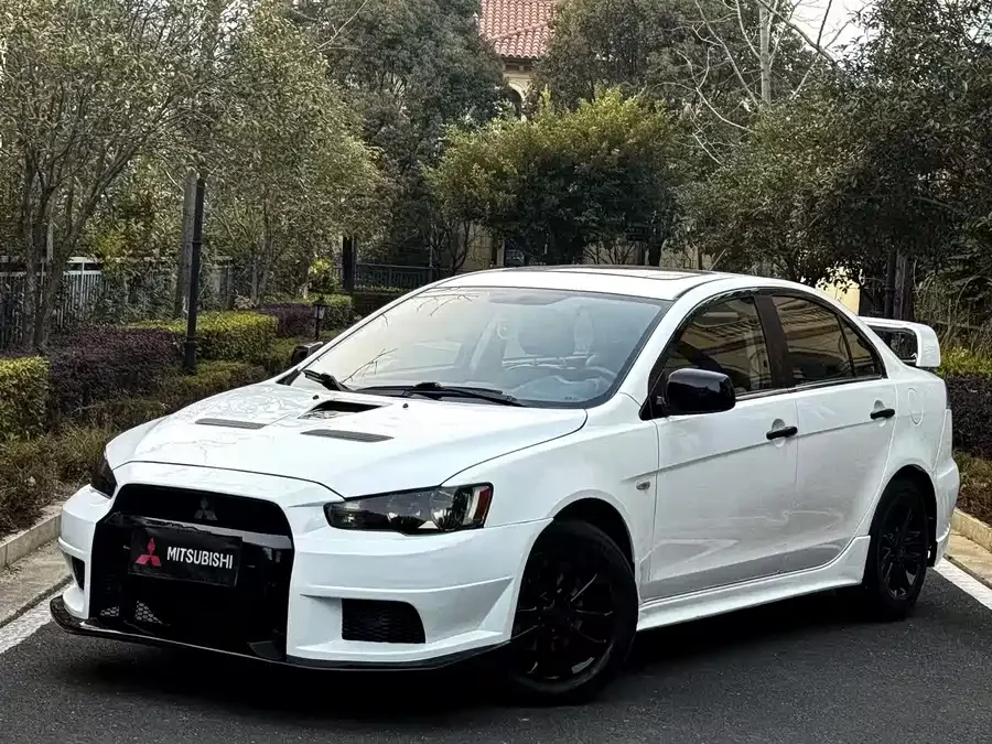 Mitsubishi Wing God