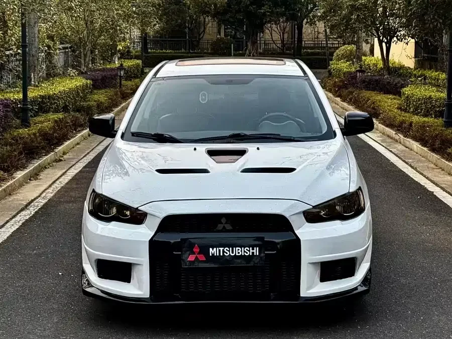 Mitsubishi Wing God