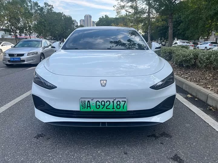 Roewe D7